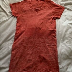Lululemon swiftly tech Coral Short Sleeve Top